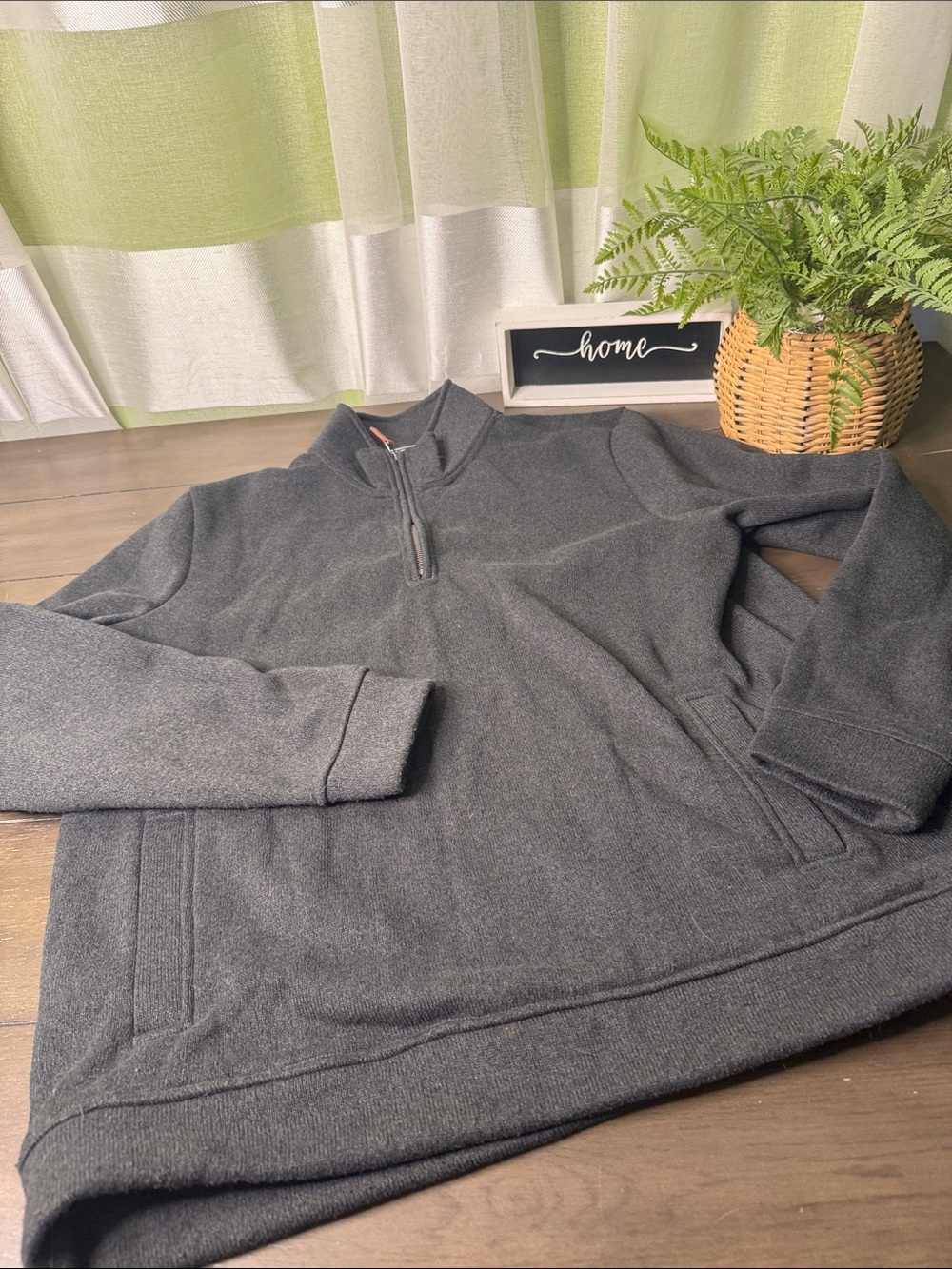 Nordstrom Men's Dark Gray Half-Zip Pullover Sweater